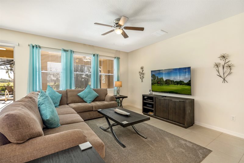 Fabulous 5 Bedroom Solterra Resort Villa Rental — photo 7