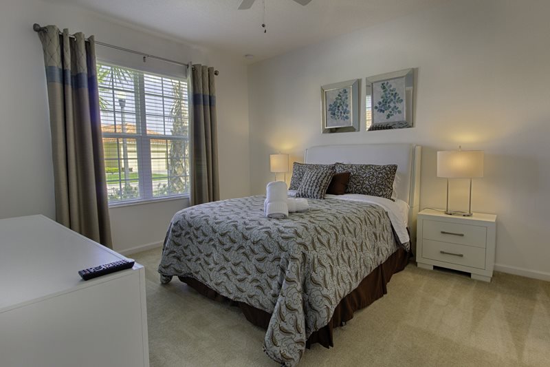 Stunning 5 Bed Solterra Villa — photo 7