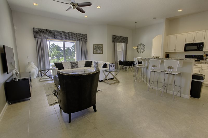 Stunning 5 Bed Solterra Villa — photo 5