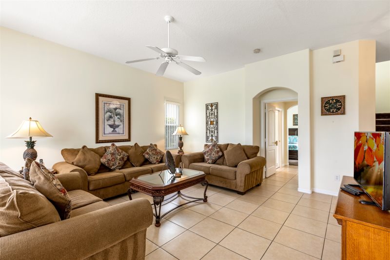Large 5 Bed Tuscan Hills Villa — photo 3