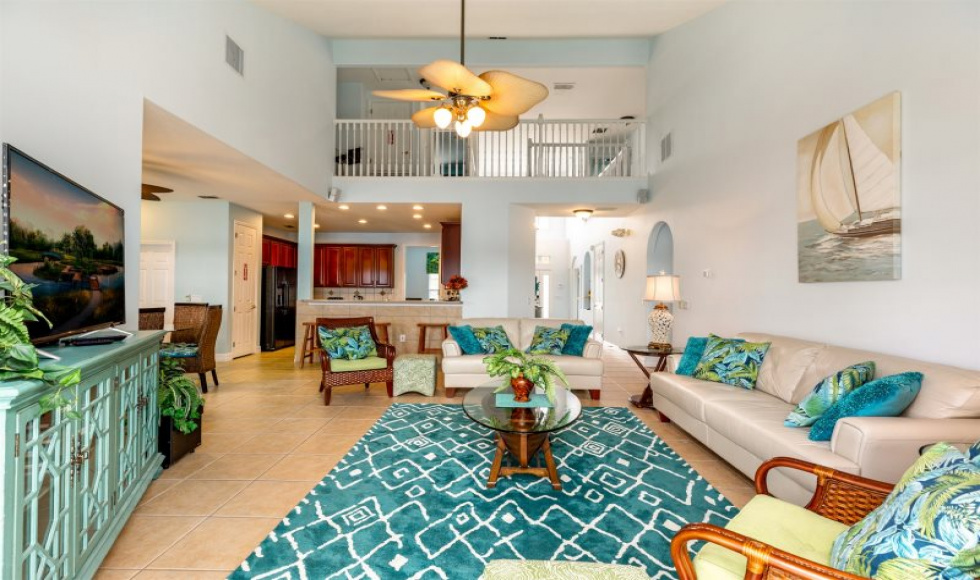6 Bedrooms Bedrooms, ,5 BathroomsBathrooms,Villa,Vacation Rental,1102