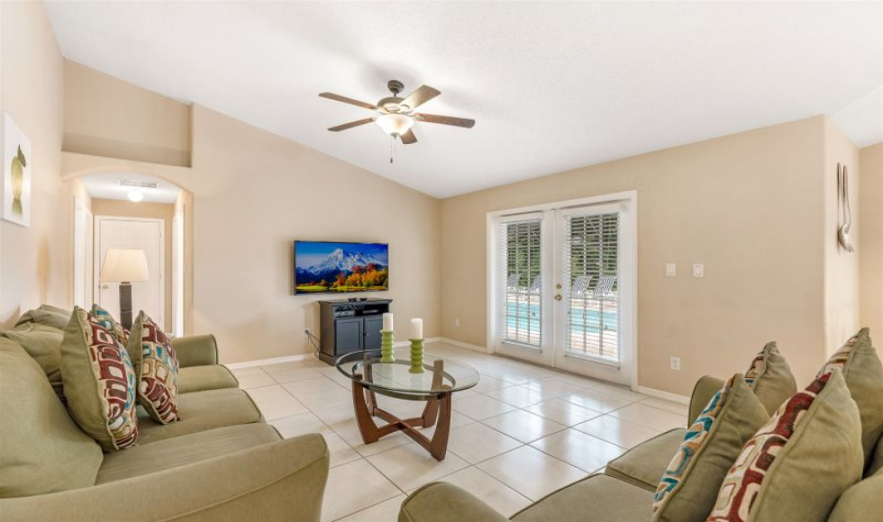 6 Bedrooms Bedrooms, ,3 BathroomsBathrooms,Villa,Vacation Rental,1103