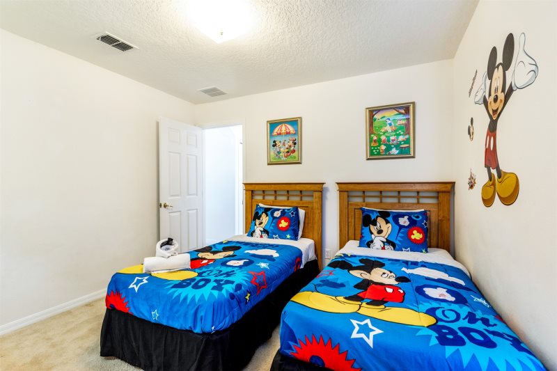 Fantastic 6 Bed Orange Tree Villa — photo 13