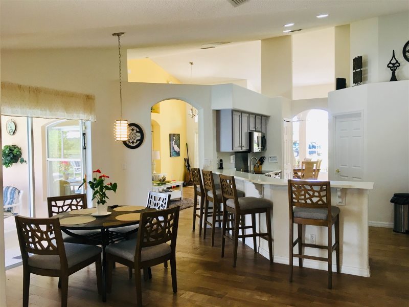 Waterfront 6 Bed Orange Tree Villa — photo 7