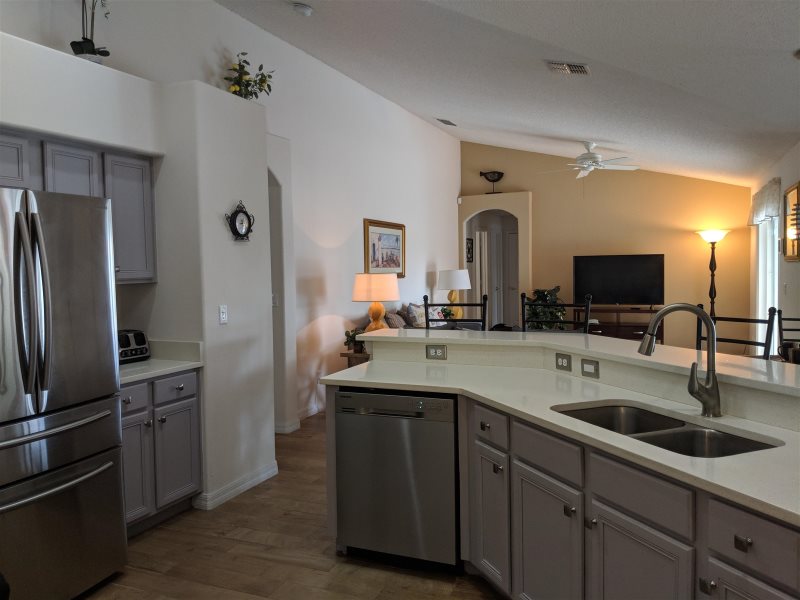Waterfront 6 Bed Orange Tree Villa — photo 6