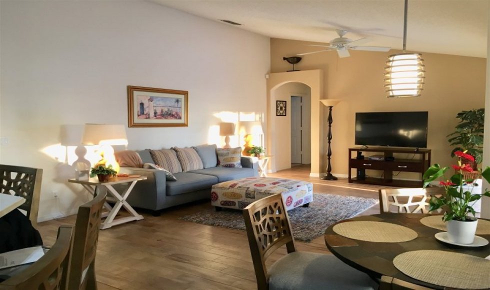 6 Bedrooms Bedrooms, ,3 BathroomsBathrooms,Villa,Vacation Rental,1106
