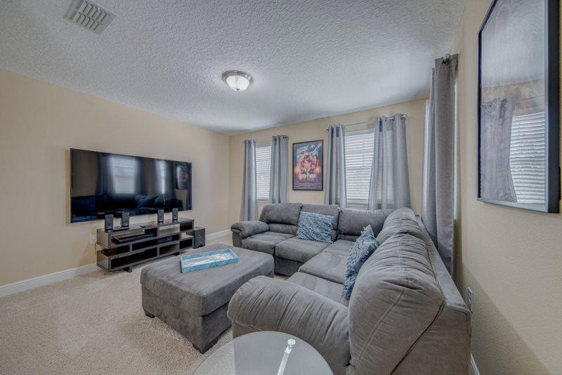 Stunning 6 Bedroom Solterra Villa Rental — photo 10