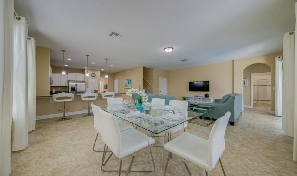 6 Bedrooms Bedrooms, ,6 BathroomsBathrooms,Villa,Vacation Rental,1108