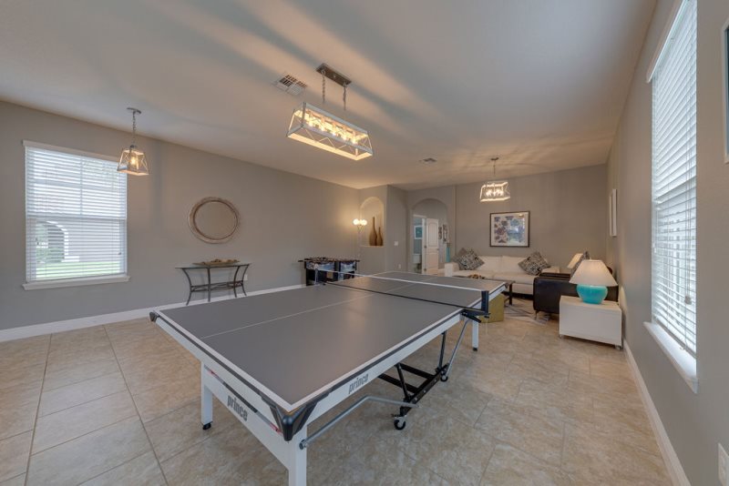 Spacious Solterra Resort Villa Rental — photo 12