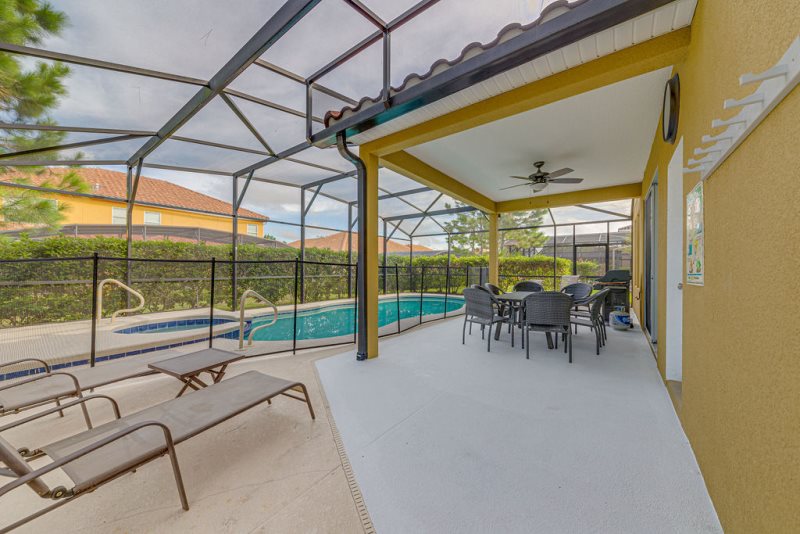Spacious Solterra Resort Villa Rental — photo 13