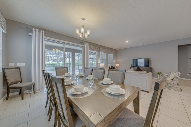 Spacious 7 Bedroom Solterra Villa Rental — photo 8