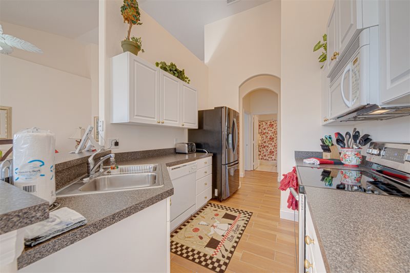 3 Bedroom 2 Bathroom Tuscan Hills Villa — photo 6