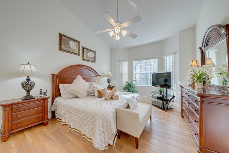 Tuscan Hills Florida Villa 3 Bedroom 2 Bathroom — photo 8