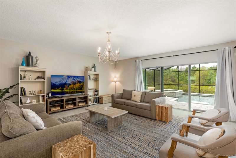 Laurel Estates 4 bed Villa — photo 4