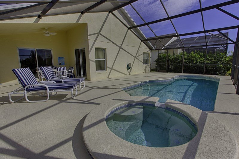 Luxurious Four Bedroom Villa on the Prestigious Highgate Park — photo 2