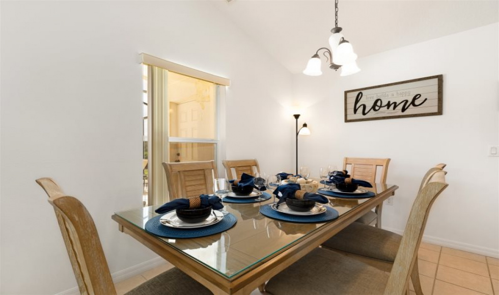 4 Bedrooms Bedrooms, ,3 BathroomsBathrooms,Villa,Vacation Rental,1034