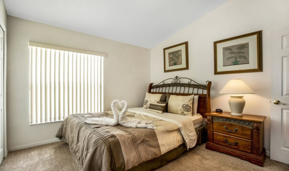 4 Bedrooms Bedrooms, ,3 BathroomsBathrooms,Villa,Vacation Rental,1042