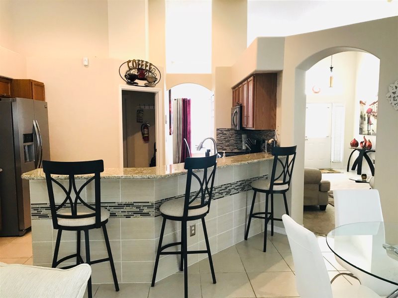 Stunning 4 Bed, 3 Bath Orange Tree Villa — photo 7