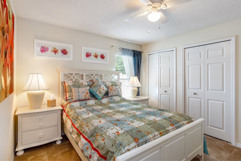 Stunning 4 Bed, 3 Bath Orange Tree Villa — photo 9