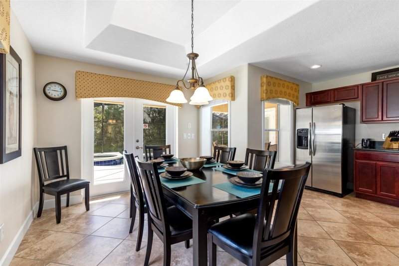 Charming 4 Bedroom Providence Villa — photo 5
