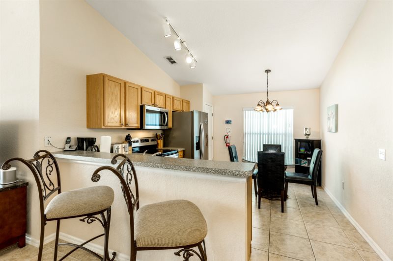 Beautiful 4 Bedroom Reserve At Town Center Villa — photo 3