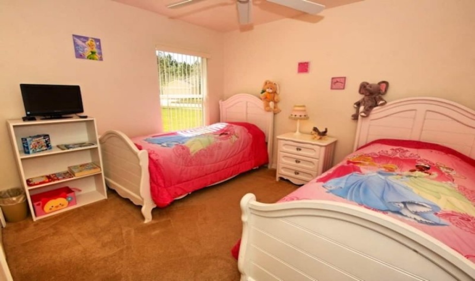4 Bedrooms Bedrooms, ,3 BathroomsBathrooms,Villa,Vacation Rental,1050