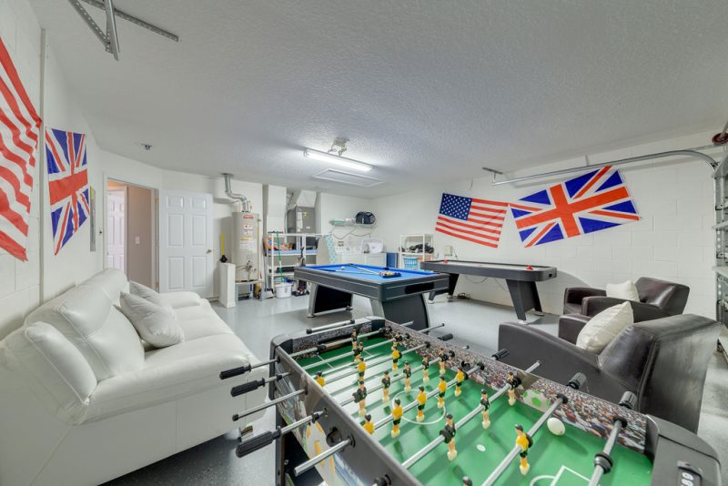 Fabulous Newly Decorated 4 Bed Villa — photo 13