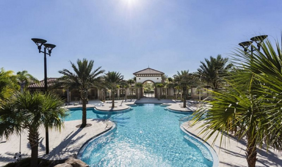4 Bedrooms Bedrooms, ,3 BathroomsBathrooms,Villa,Vacation Rental,1055