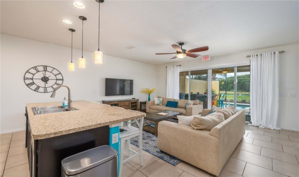 4 Bedrooms Bedrooms, ,3 BathroomsBathrooms,Villa,Vacation Rental,1055
