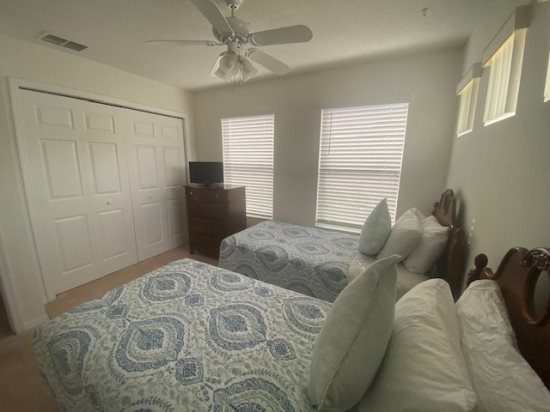 Stunning 4 Bedroom Thousand Oaks Villa — photo 9