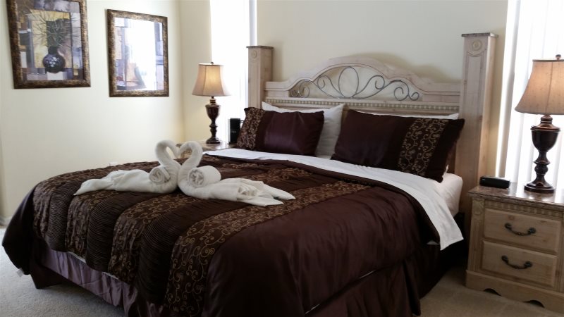 4 Bedroom Tuscan Hills Villa Rental — photo 8