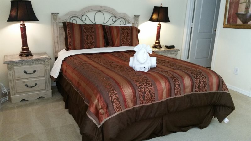 4 Bedroom Tuscan Hills Villa Rental — photo 12