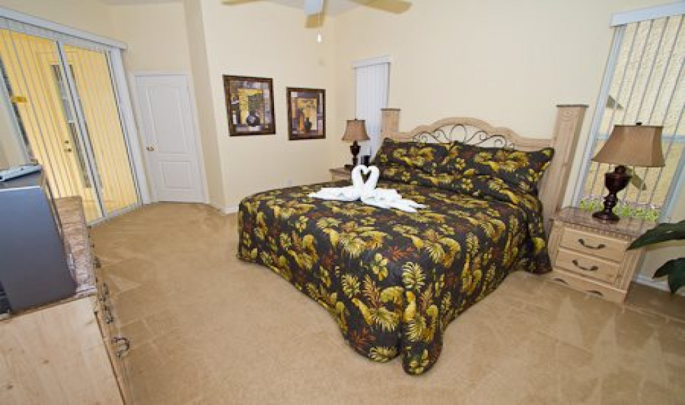 4 Bedrooms Bedrooms, ,3 BathroomsBathrooms,Villa,Vacation Rental,1062