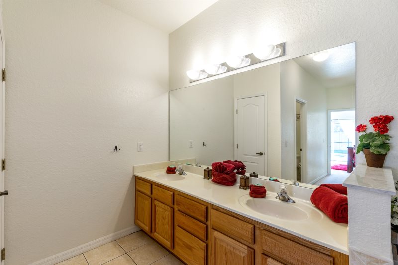 4 Bedroom Villa Westhaven The Manors — photo 7