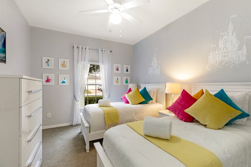 Beautiful home with private pool and spa near to Champions Gate and Di — photo 12