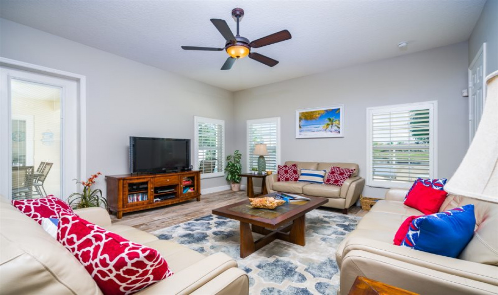 5 Bedrooms Bedrooms, ,4 BathroomsBathrooms,Villa,Vacation Rental,1072