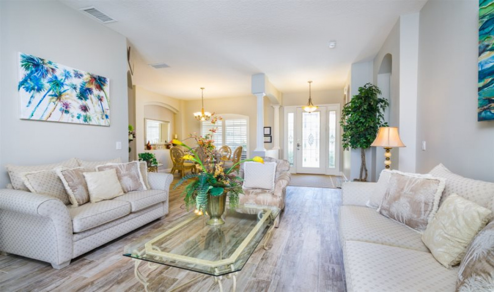 5 Bedrooms Bedrooms, ,4 BathroomsBathrooms,Villa,Vacation Rental,1072