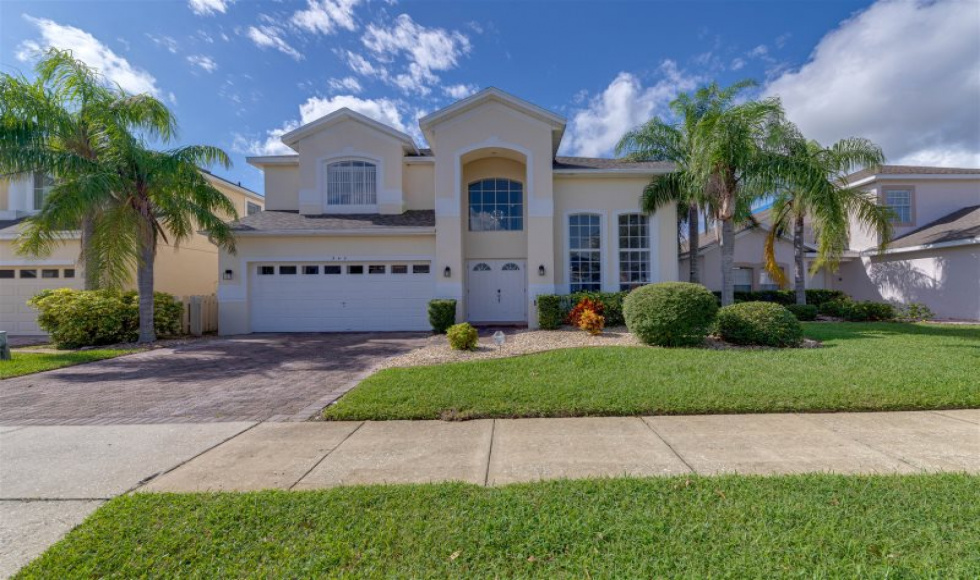 5 Bedrooms Bedrooms, ,4 BathroomsBathrooms,Villa,Vacation Rental,1075