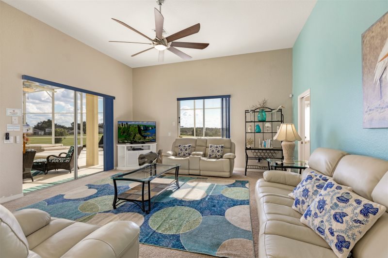 5 Bed 3 Bat Lake Wilson Preserve Villa Rental — photo 5