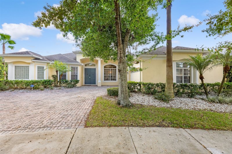 5 Bed 3 Bat Lake Wilson Preserve Villa Rental — photo 4