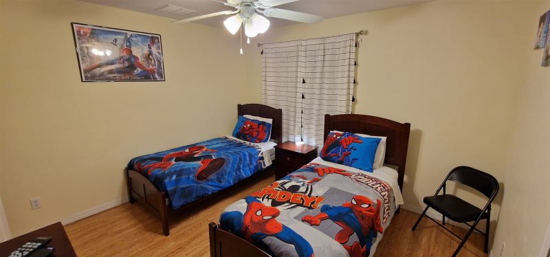 5 Bedroom Lake Wilson Villa Rental — photo 18