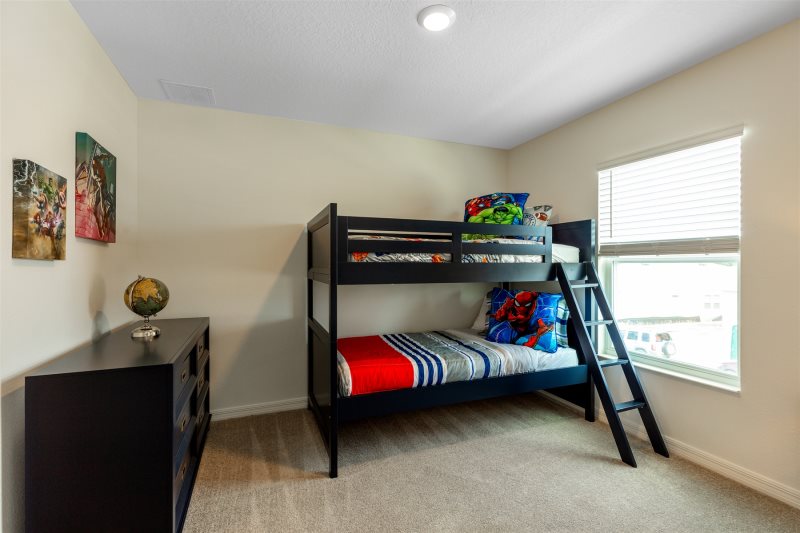 Beautiful 5 Bed 4 Bath Laurel Estates Villa Rental — photo 13