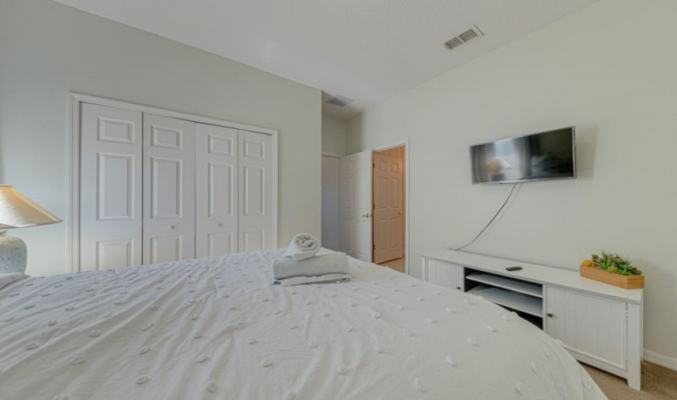 5 Bedrooms Bedrooms, ,5 BathroomsBathrooms,Villa,Vacation Rental,1081