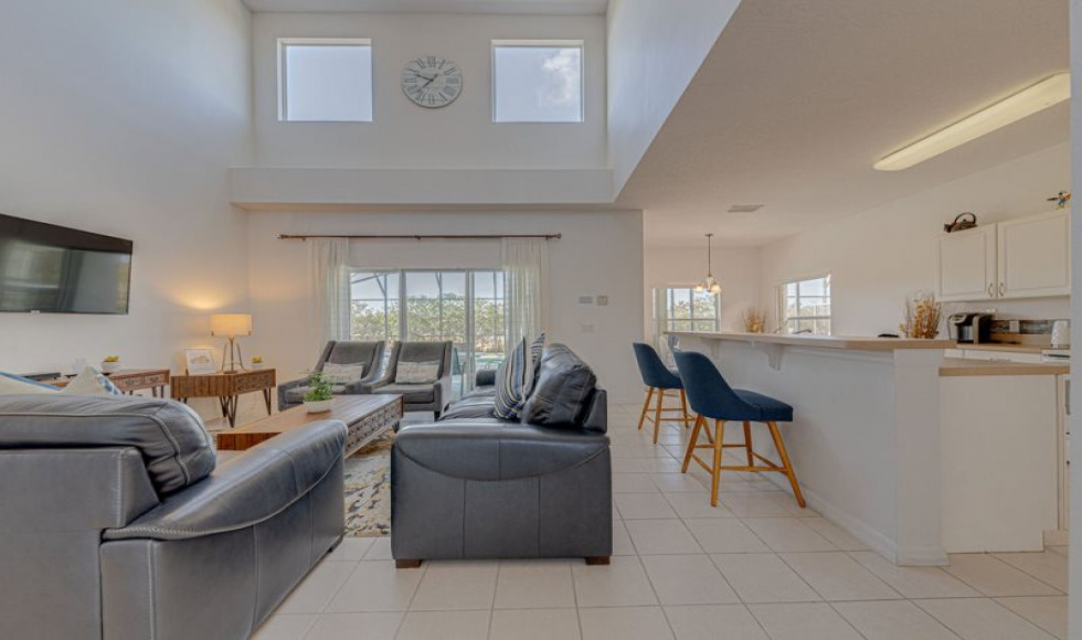 5 Bedrooms Bedrooms, ,5 BathroomsBathrooms,Villa,Vacation Rental,1081