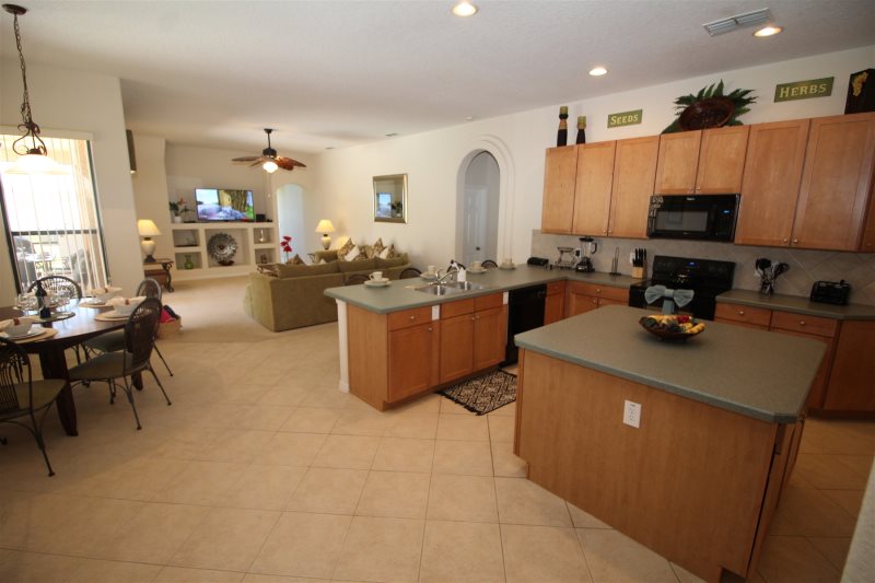 Large 5 Bed Legacy Park — photo 7