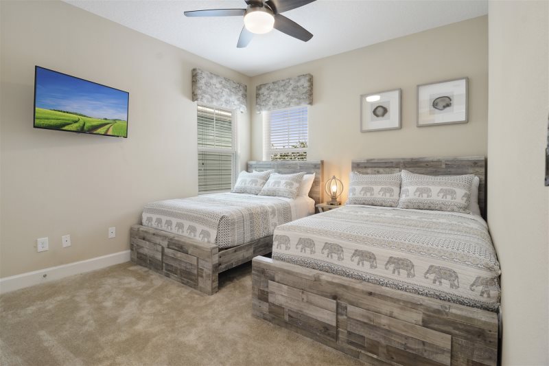 Fabulous 5 Bed Reunion Resort Villa Rental — photo 11